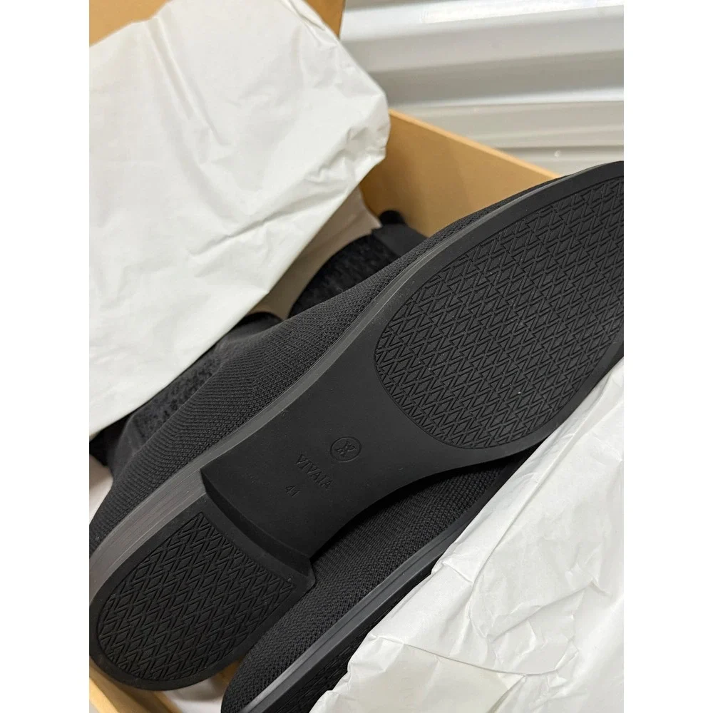 VIVAIA Black‎ Square-Toe Water-Repellent Ankle Boots (Riley Pro) EU/41 US/9.5
